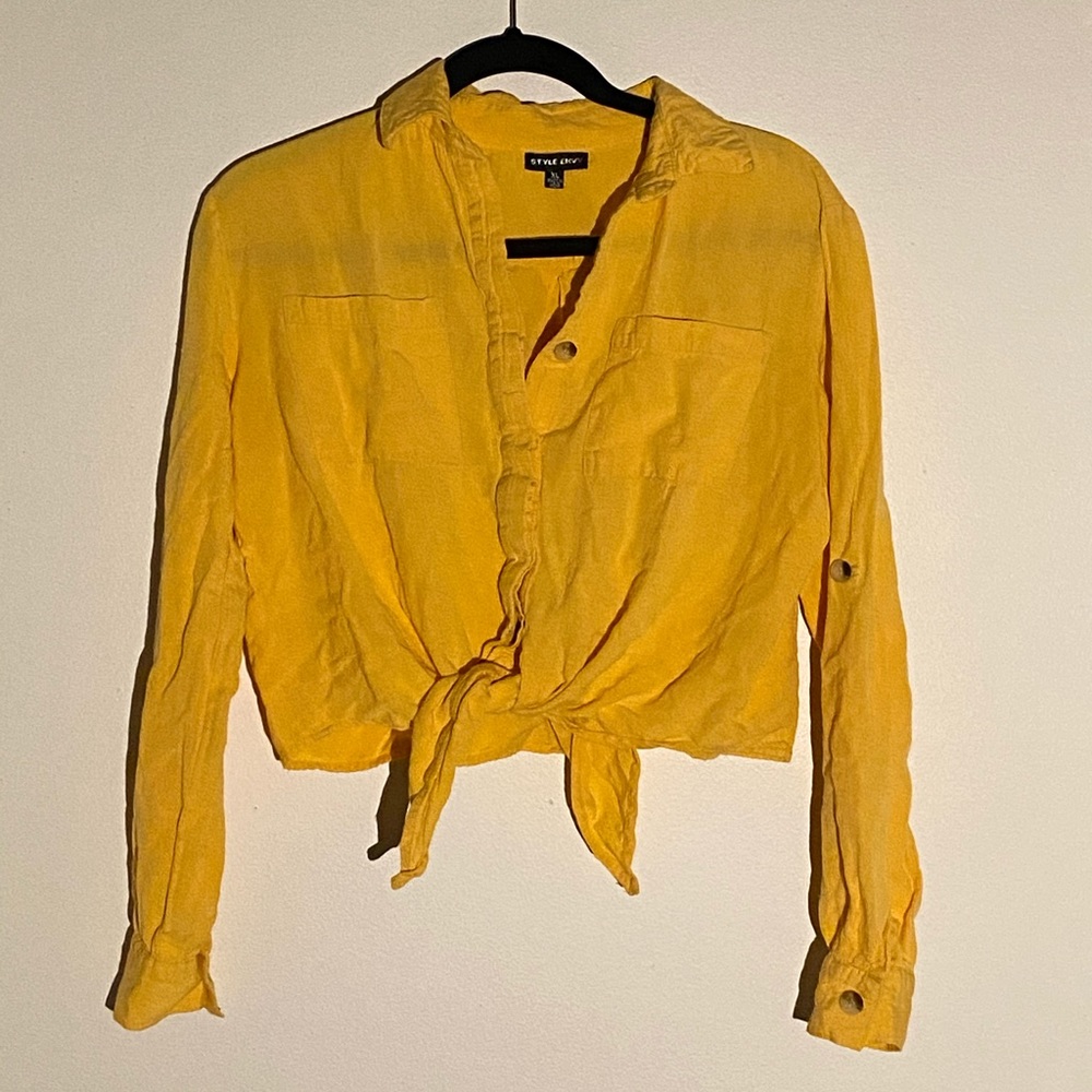 Yellow crop top button down blouse